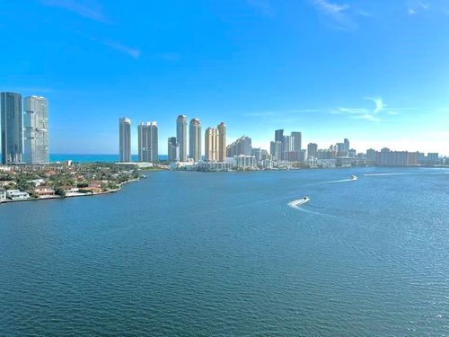 apt-1801-3600 Mystic Pointe Dr, Aventura, FL, 33180-2563 | Card Image