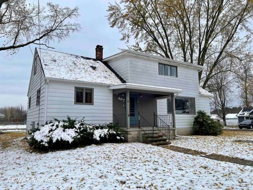 467 Jefferson St, Hemlock, MI, 48626-9620 | Card Image