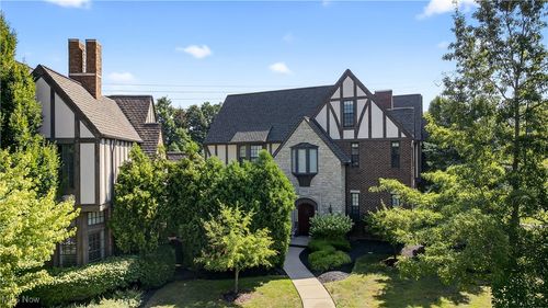 39489 Tudor Dr, Willoughby, OH, 44094-9290 | Card Image