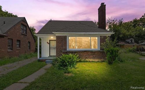 11352 Nottingham Rd, Detroit, MI, 48224-1125 | Card Image