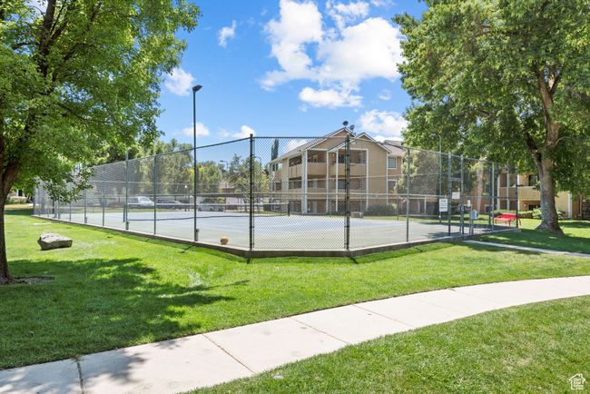 View of tennis court | Image 28