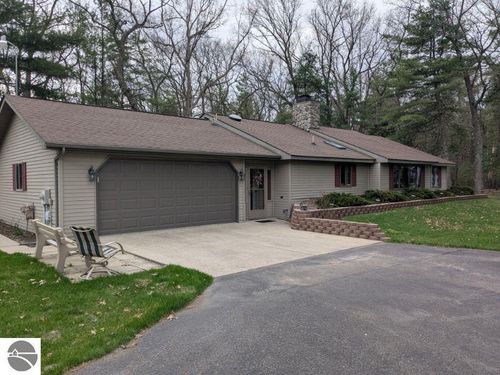 3747 Cayuga Trl, National City, MI, 48748-9680 | Card Image