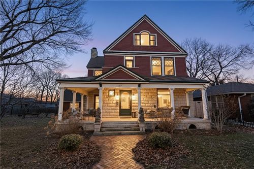 617 Colorado St, Manhattan, KS, 66502-6231 | Card Image