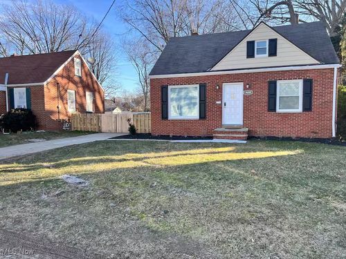 19205 Pasnow Ave, Euclid, OH, 44119-1466 | Card Image