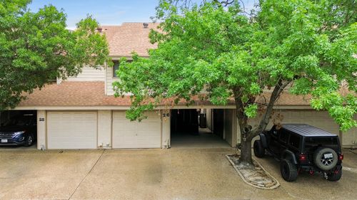 26 Oakbrook Dr, Lewisville, TX, 75057-2125 | Card Image