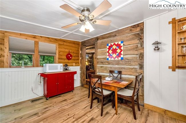 Eat in kitchen. | Image 21