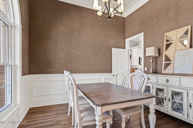 513 Windsor-6 | Image 6