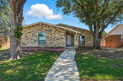 6108 Jennings Dr, The Colony, TX, 75056-2044 | Card Image