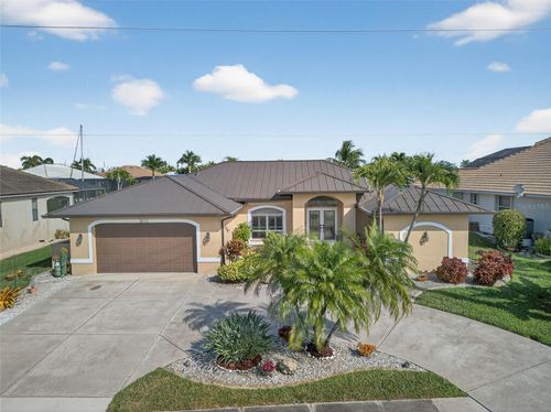 3612 Whippoorwill Blvd, PUNTA GORDA, FL, 33950-7655 | Card Image