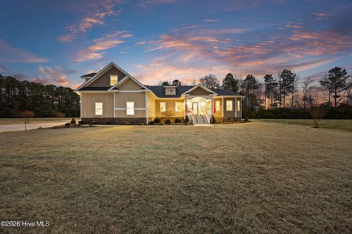 135 Savannah Ave, Grandy, NC, 27939-9779 | Card Image