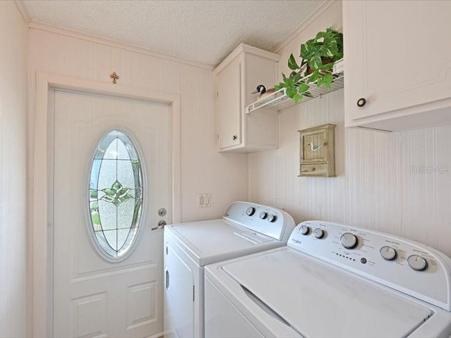 8439 Imperial Cir, House other with 2 bedrooms, 2 bathrooms and null parking in PALMETTO FL | Image 20