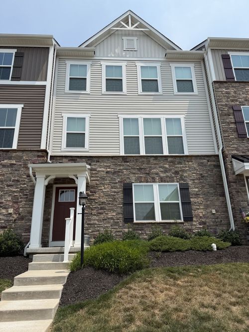 507 Captain Lee Boss Way, Cranberry Township, PA, 16066-3410 | Card Image