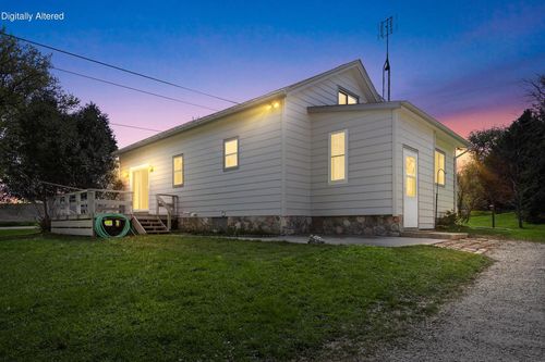 W1852 Washington Road Road, Ashippun, WI, 53066 | Card Image