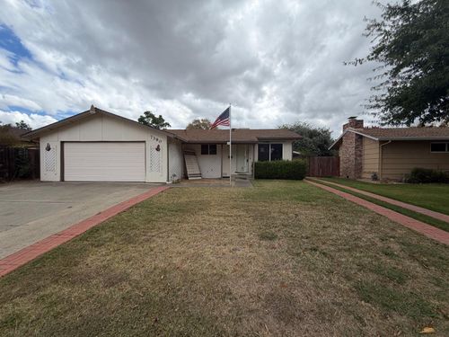 7390 Cranston Way, Sacramento, CA, 95822 | Card Image