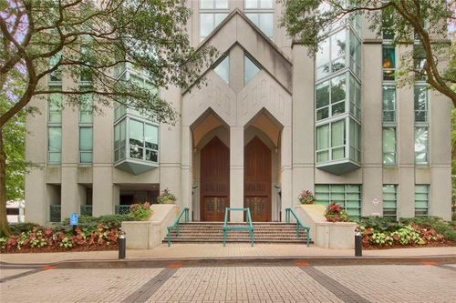 apt-2006-2870 Pharr Court South Nw, Atlanta, GA, 30305-2180 | Card Image