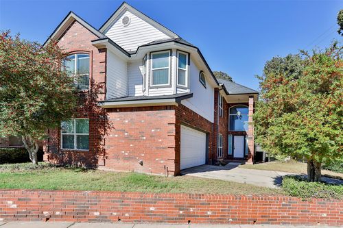 3025 Eagles Nest Dr, Bedford, TX, 76021-3348 | Card Image