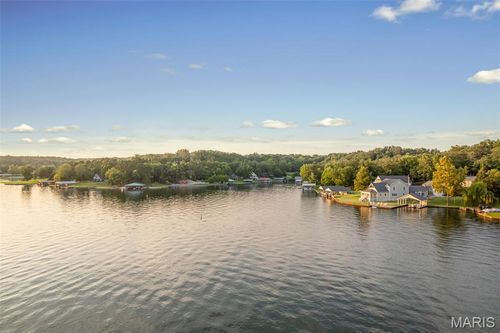2041 Compass Cir, Perryville, MO, 63775-1509 | Card Image