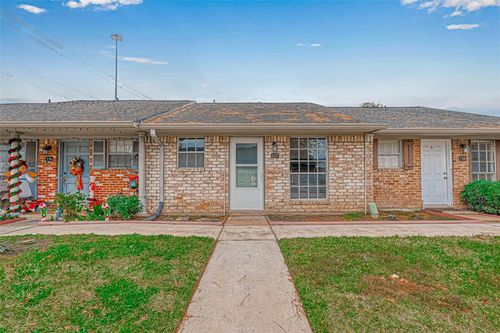 apt-157-1110 W Tri Oaks Ln, Houston, TX, 77043-4652 | Card Image