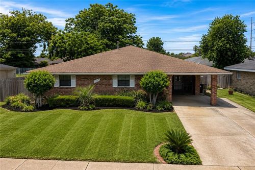3319 Pittari Place, New Orleans, LA, 70131 | Card Image