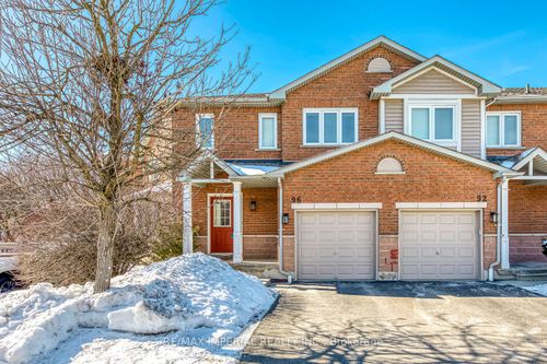 96-833 Scollard Crt, Mississauga, ON, L5V2B4 | Card Image