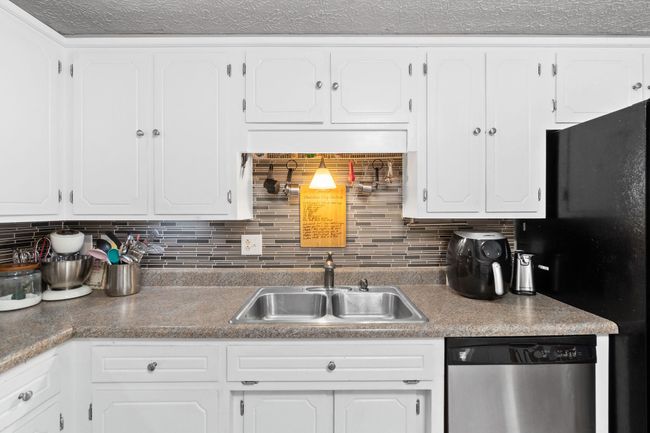 1015 Golden Pond Rd, House other with 3 bedrooms, 2 bathrooms and 2 parking in Chapmansboro TN | Image 9