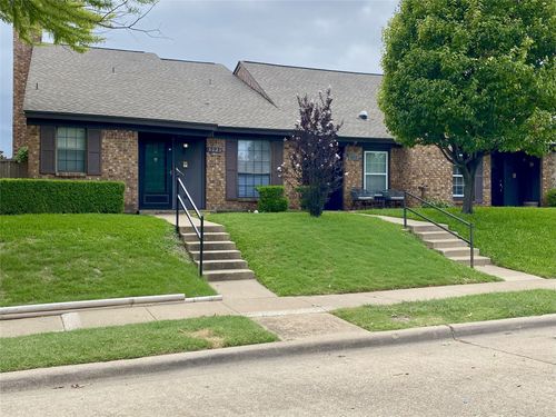 5021 Buttonwood Ln, Garland, TX, 75043-3412 | Card Image