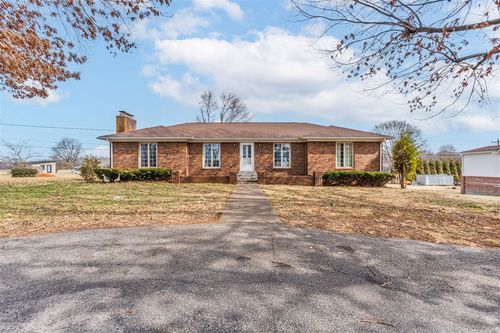 4854 Smallhouse Rd, Bowling Green, KY, 42104-7588 | Card Image
