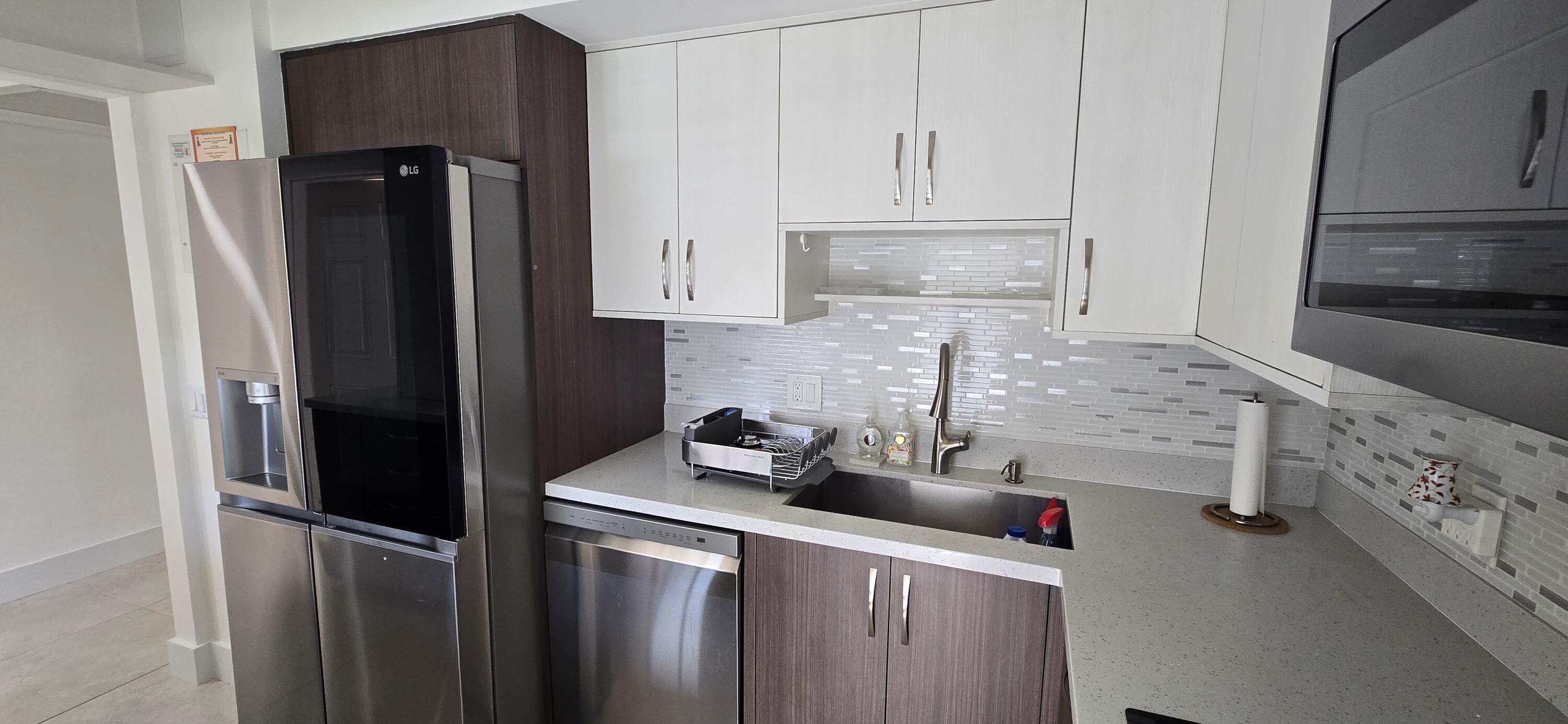 Residential Lease in Pompano Beach 2
