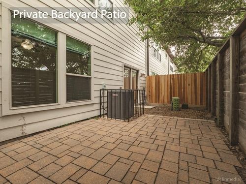 1208 Sampson St, Houston, TX, 77003-3902 | Card Image