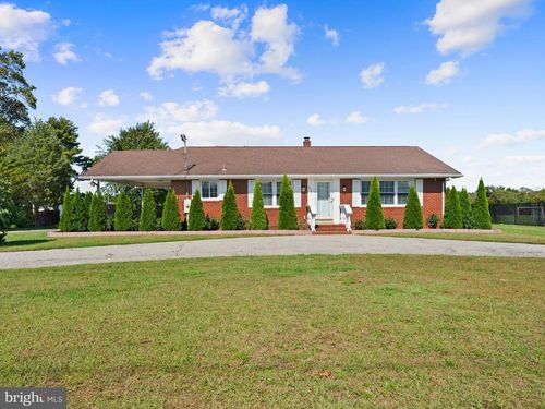 3070 E Chestnut Ave, Vineland, NJ, 08361-6103 | Card Image