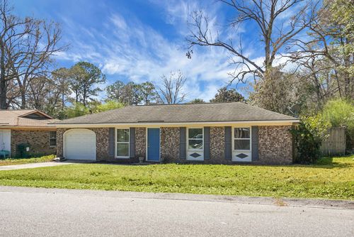 103 Sprucewood Dr, Summerville, SC, 29485-7830 | Card Image