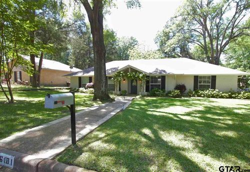 6101 Huntington Dr, Tyler, TX, 75703-4142 | Card Image