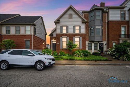 5162 Bostwick Rd, Perrysburg, OH, 43551-7262 | Card Image