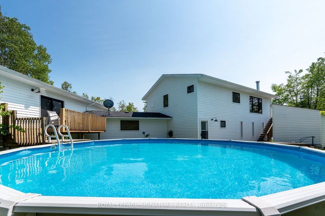 20 Hillview Cres, House other with 6 bedrooms, 5 bathrooms and 8 parking in Midhurst ON | Image 39