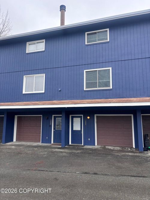 12327 Lake St, Eagle River, AK, 99577-7637 | Card Image