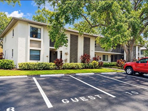 b202-3032 Eastland Blvd, CLEARWATER, FL, 33761-4109 | Card Image