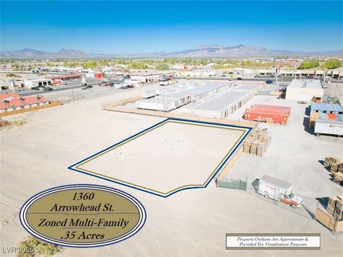 1360 E Arrowhead St, Pahrump, NV, 89048-5629 | Card Image