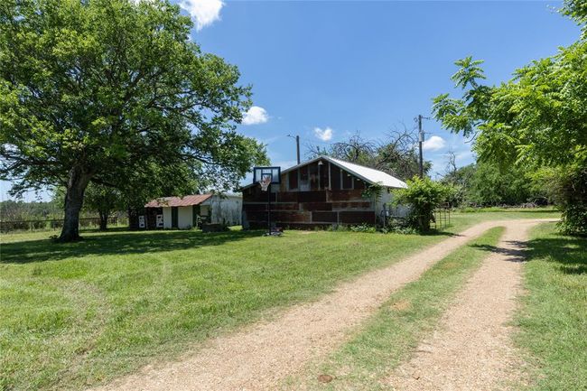 312 Fm 391, House other with 6 bedrooms, 4 bathrooms and null parking in Hearne TX | Image 44