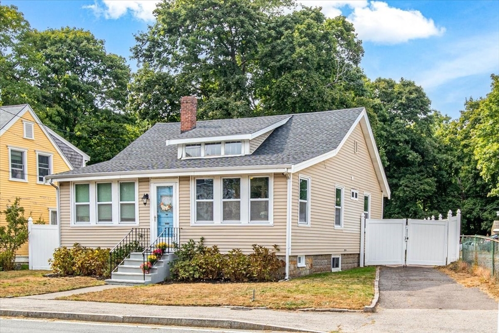 Mutton Ln, East Weymouth, MA 02189