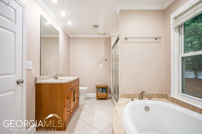 970 Cranberry Crk, House other with 4 bedrooms, 3 bathrooms and 2 parking in Roswell GA | Image 37