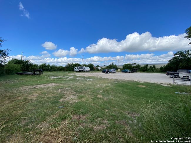 8491 Us Highway 281 N, Home with 0 bedrooms, 0 bathrooms and null parking in Spring Branch TX | Image 15