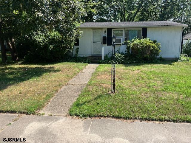 Poplar Ave, Linwood, NJ 08221
