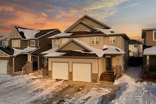 35 Windermere Close, Red Deer, AB, T4N2J8 | Card Image