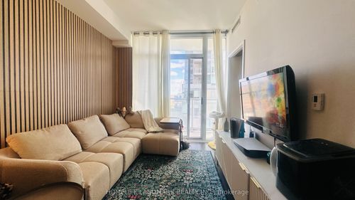 601-33 Helendale Ave, Toronto, ON, M4R0A4 | Card Image