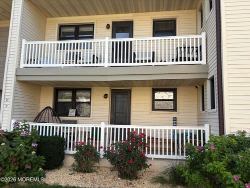 9 Wharfside Dr, Monmouth Beach, NJ, 07750-1240 | Card Image