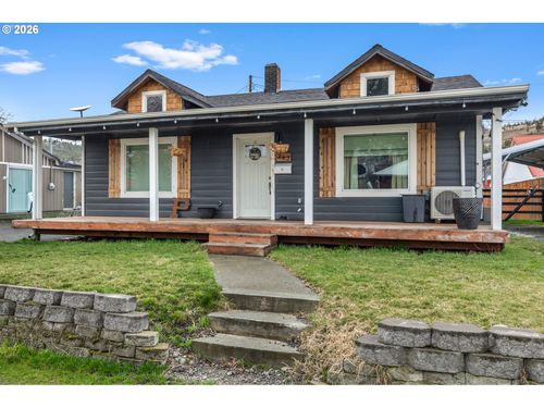 242 Nw 1st Ave, John Day, OR, 97845-1103 | Card Image