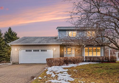10532 Main Street, North Dundas, ON, K0E1W0 | Card Image