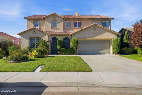 639 W Avenue H13, Lancaster, CA, 93534 | Card Image