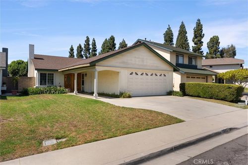 5470 E Village Dr, Commerce, CA, 90040-1532 | Card Image