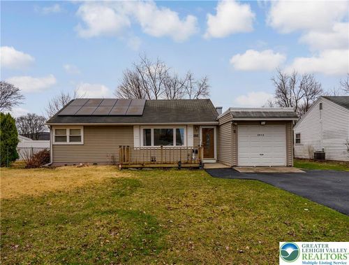 2912 Diamond Ave, Allentown, PA, 18103-6518 | Card Image